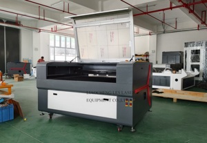 1390 di vendita calda 1610 Co2 incisione Laser macchina di taglio CO2 prezzo Laser macchina di taglio del legno Co2 Laser Cutter macchina - Product Image 4