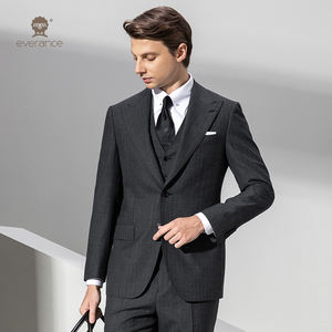 Abiti da Uomo Classici in Lana Super 140'S con Colletto a Punta, Monopetto a 2 Bottoni, Stile Italiano - Product Image 4