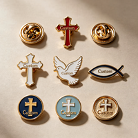 Vente en gros de pins en métal personnalisés de haute qualité, émaillés durs et souples, thème chrétien, pins de revers personnalisés avec motif pigeon, badges croix 3D
