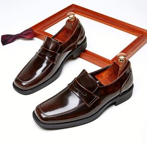 Zapatos de Hombre de Talla Grande, de Cuero, Casuales, de Negocios, Cómodos, Transpirables, Duraderos, de Talla Grande, para Caminar a Diario - Product Image 1