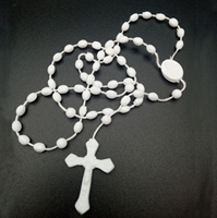 Collier croix lumineuse en alliage de style religieux Chapelet lumineux en plastique Perles de connexion