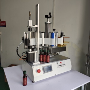 YN-305 Vertical <strong>Labeling</strong> <strong>Machine</strong> for Kitchen Seasoning Square Bottle Wash Supplies Hexagonal Bottle Medical Honey Round Bottle - Product Image 2
