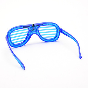 Gafas de fiesta de plástico luminosas LED en rojo, azul, blanco, barra verde, persianas, sombra de luz fría, suministros promocionales para fiestas - Product Image 5