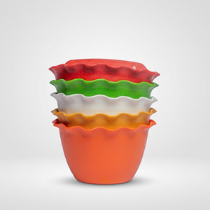 Pots de fleurs en plastique colorés empilables avec bord ondulé pour la culture à domicile et l'utilisation en extérieur - Product Image 1
