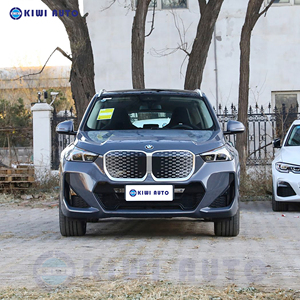 IX1 2026 XDRIVE 30, Sedán de 4 Puertas y 5 Asientos, Auto Eléctrico Puro - Product Image 2