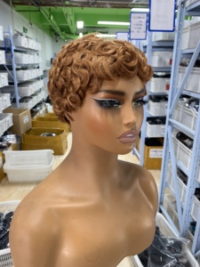 Perruque <span class=keywords><strong>courte</strong></span> <span class=keywords><strong>coupe</strong></span> pixie, fabriquée à la machine, 100% <span class=keywords><strong>cheveux</strong></span> humains vierges brésiliens, couleur pour femmes noires - Product Image 6