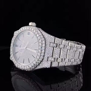 Montre de luxe pour homme avec mouvement à quartz, diamants en moissanite, analogique, en acier inoxydable, idéale pour offrir en cadeau, pour les mariages et les occasions spéciales - Product Image 3