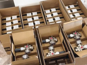 Régulateurs en acier inoxydable Fisher 67CFSR, disponibles dès maintenant, avec les modèles 67CFR-239 et 67CFR-237 et manomètres. - Product Image 6