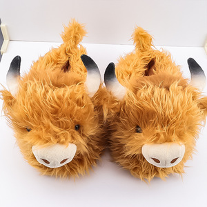 Chaussons Bottes d'Intérieur Antidérapants en Peluche Douce et Moelleuse Motif Vache des Highlands pour Femme, <span class=keywords><strong>Homme</strong></span> et Adulte – Idéal Hiver - Product Image 3