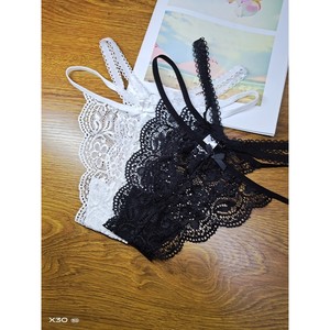 Culotte string sexy européenne et américaine, transparente, ajourée, avec bordure florale en dentelle, taille basse, respirante, semi-couvrante - Product Image 1