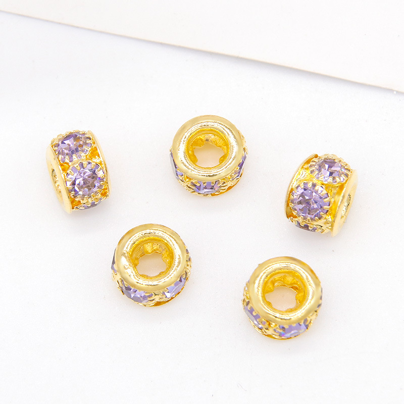 3 Gold-based crystal purple diamonds