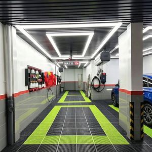 Dalles de sol de garage modulaires rigides en plastique emboîtables colorées, anti-pression, robustes pour atelier de detailing automobile - Product Image 2
