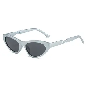 Superhot Eyewear 10404 Fashion 2023 Retro Vintage Cheap Plastic Small Triangle Cat Eye occhiali da sole