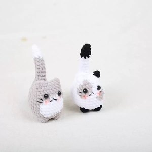 Porte-clés en peluche au crochet fait main, motif chien et fleur, avec clochette, ornement <span class=keywords><strong>de</strong></span> sac en <span class=keywords><strong>laine</strong></span> douce, portable, durable, cadeau <span class=keywords><strong>de</strong></span> festival - Product Image 2
