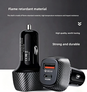 Cargador Rápido para Auto con Diseño de Fibra de Carbono, Tipo C QC 3.0, Adaptador de Carga Rápida con Textura de Fibra de Carbono para <span class=keywords><strong>iPhone</strong></span> 17 16 15 Samsung - Product Image 3