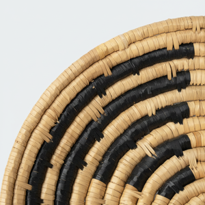 Ensemble de 5 paniers muraux tissés en spirale en jonc de mer, artisanat, styles de tenture murale. - Product Image 1