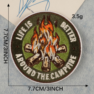 Nhà sản xuất thiết kế tùy chỉnh-thực hiện phù hiệu có thể giặt và ủi quần áo mũ với Thêu cảm thấy vải tùy chỉnh kích thước - Product Image 4