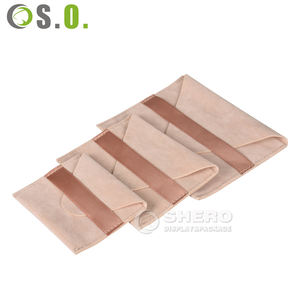 Pochette en flanelle de coton naturel doux personnalisé en usine avec bouton sac à poussière en satin pour l'emballage - Product Image 4