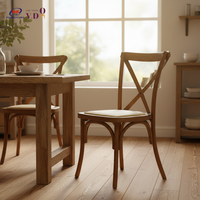 Chaise à dossier croisé en résine à prix de gros, chaises ergonomiques, chaise de bistrot à grain de bois, mobilier de restaurant