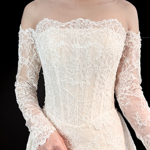 فستان زفاف حورية البحر أبيض من التول ودانتيل فرنسي بجودة فائقة مطرز باللؤلؤ بأكمام طويلة للعروس - Product Image 5
