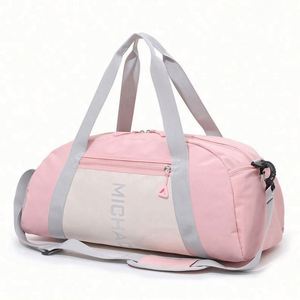 Sac de sport de voyage personnalisé en polyester imperméable avec fermeture éclair et logo, idéal pour la séparation sec/humide, activités de plein air, vente en gros - Product Image 6