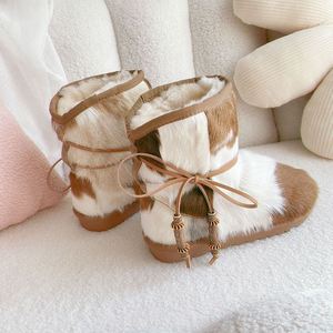 Bottes de neige pour femmes, nouveau style hiver 2025, construction en laine de qualité supérieure pour plus de chaleur, résistance au glissement et semelles épaisses - Product Image 3