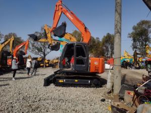 Venta de maquinaria de construcción usada de alta calidad Excavadora Hitachi original usada a la venta a bajo precio - Product Image 2