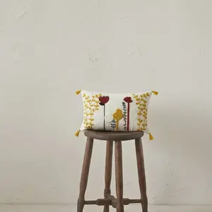 Housse de coussin rectangulaire géométrique jaune bio brodée Cactus God Sour Punch (non rembourrée) 50x50 cm - Product Image 1