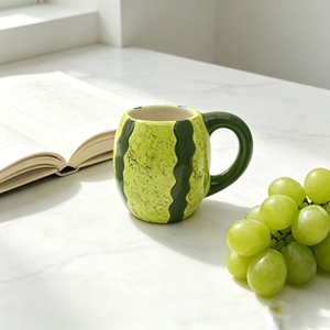 Tazza da caffè in ceramica a forma di anguria 3D, simpatica tazza originale per casa e ufficio. - Product Image 1