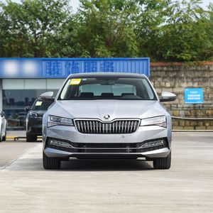 <span class=keywords><strong>Auto</strong></span> Usata <span class=keywords><strong>Skoda</strong></span> <span class=keywords><strong>Superb</strong></span> a Benzina con Cambio Automatico, 5 Posti, Hatchback, Motore 1.4T L4 per Adulti - Product Image 6