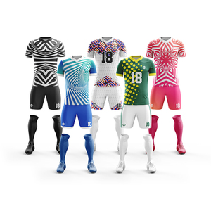 Uniformes de Fútbol al Por Mayor de Fácil Cuidado, Últimos Modelos de Alta Calidad, Uniformes de Fútbol Personalizados para Clubes - Product Image 3