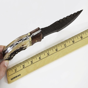 Pieza Decorativa de Primera Calidad, Cuchillo Tracker de Acero de Damasco, Hecho a Mano, con Patrón Decorativo, para Decoración del Hogar - Product Image 2