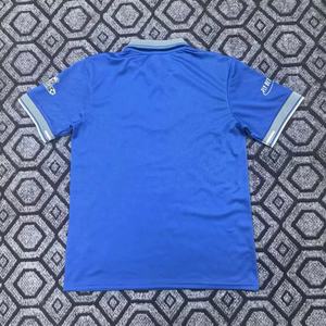 Maillot <span class=keywords><strong>de</strong></span> sport unisexe à séchage rapide, personnalisé, en polyester, pour équipe <span class=keywords><strong>de</strong></span> football, respirant, par Output - Product Image 2