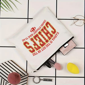 1 pc Karma Is The <span class=keywords><strong>Guy</strong></span> on The Chiefs Coming Straight Home To Me pattern Personalized Makeup Bag Travel Toilet Storage Bag - Product Image 6