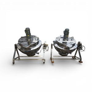 Marmite de cuisson industrielle à double enveloppe en acier inoxydable avec agitation automatique et basculement - Product Image 5