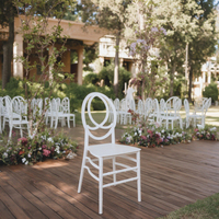 Chaise Phénix élégante en résine blanche, chaises empilables en plastique pour événements extérieurs, fêtes, banquets, hôpitaux – Vente en gros