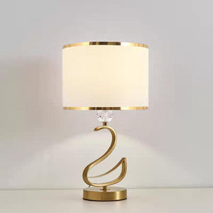 Lámpara de Mesa de Noche de Estilo Europeo, Moderna, Minimalista, de Lujo, Nórdica, de Alta Gama, Creativa, Cálida, para Bodas - Product Image 5