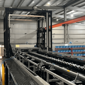 ระบบโลจิสติกส์การจัดการวัสดุขั้นสูง สายพานลำเลียงแบบสามแถว หุ่นยนต์ร่วมปฏิบัติงานแบบใหม่สำหรับวางพาเลท หุ่นยนต์เคลื่อนที่บนแท่น - Product Image 1