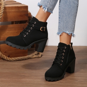 Bottines noires en faux daim pour femmes - Talon épais à lacets avec fermeture éclair latérale et détails métalliques pour un usage quotidien décontracté - Product Image 1