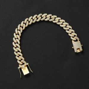 Cadena Cubana de Plata de Lujo de 8mm con Diamantes Engastados, Estilo Urbano, Alta Demanda, Disponible para Ocasiones Especiales, Precio de Exportación - Product Image 3