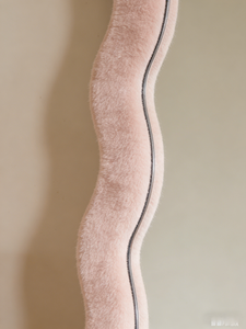 <span class=keywords><strong>Espejo</strong></span> de pie irregular moderno de tela suave ondulada de cuerpo entero, cubierto de tela, para decoración del hogar y de habitaciones - Product Image 4