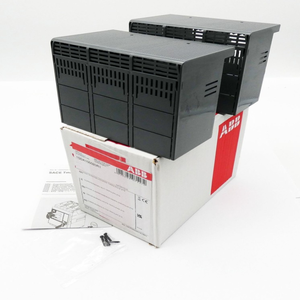 1SDA105025R1 KXT5HTC-<span class=keywords><strong>3</strong></span> トールターミナルカバー トリプルポール XT5 -未使用/オリジナルボックス- - Product Image 1