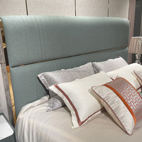 Cadre de lit rembourré en cuir king-size de luxe 2023 Nouveau design Ensemble de meubles de chambre à coucher Villa Home Lits rembourrés exclusifs