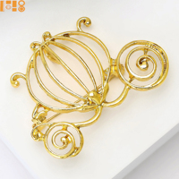 Broche en alliage en forme de carrosse citrouille creuse pour décoration d'Halloween 2026, accessoire de costume pour hommes et femmes, en stock pour les fêtes