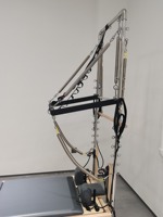 Pilates Reformer 2-en-1 Commercial et Domestique – Équipement de Fitness pour Centre de Pilates – Machine de Pilates en Bois à Double Rail