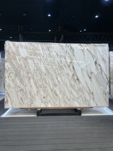 Losas Pulidas de Mármol Calacatta Gold Natural de Lujo para Paredes y Pisos de Salas de Estar y Baños de Villas, Diseño Moderno, Superficie Impermeable - Product Image 5