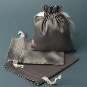 Bolsa de Satén con Cordón, Negra, Grande, Económica, Reciclable y Ecológica, con Logotipo Personalizado para Regalo - Product Image 2