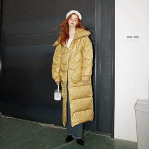 Manteaux en <span class=keywords><strong>duvet</strong></span> d'hiver de haute qualité-Logo personnalisé OEM disponible, Long large Revers, Fermeture éclair, Imprimé | VeryVoga - Product Image 5