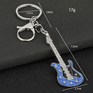 Porte-clés en forme de guitare électrique avec strass, pendentif instrument de musique, cadeau pour les amateurs de musique - Product Image 6