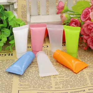 5ml 10ml 15ml 20ml 30ml 50ml custom lip gloss tubes lip gloss squeeze tubes